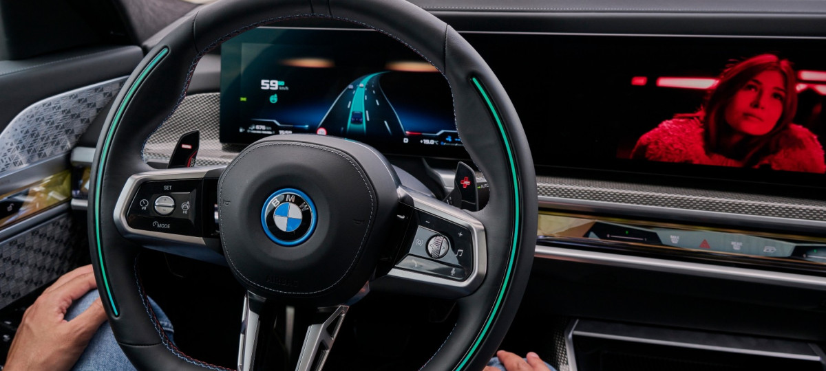 BMW dosiahlo míľnik v autonómnom riadení.