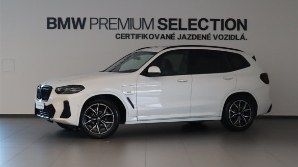 BMW X3 xDrive30e