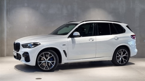 BMW X5 xDrive45e